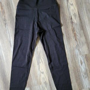 NEW lululemon crop leggings size 6 black